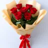 Букет из красных  роз